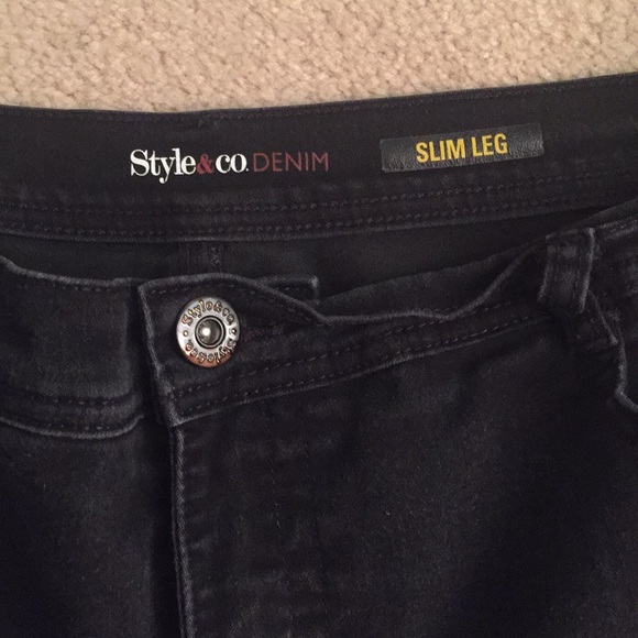 Women’s slim leg jeans - Picture 2 of 4